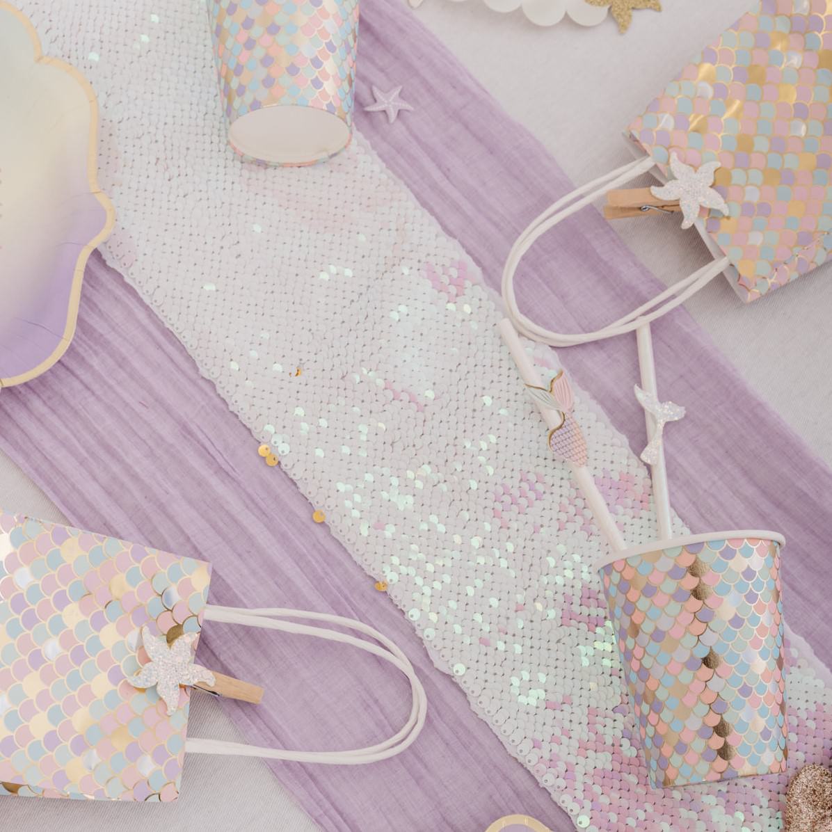 1 Tischläufer Pailletten Mermaid