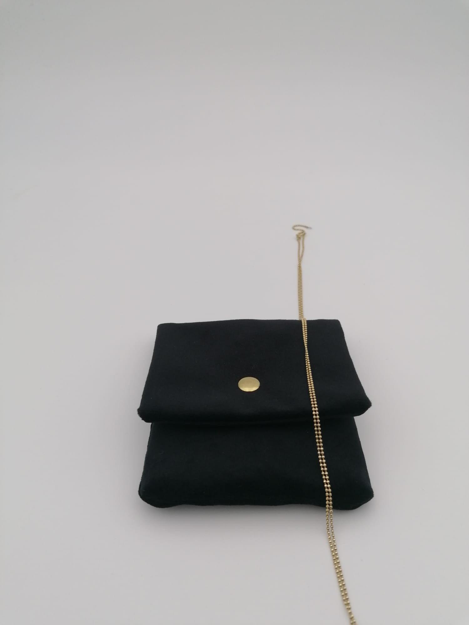 1 Schmucktäschchen schwarz