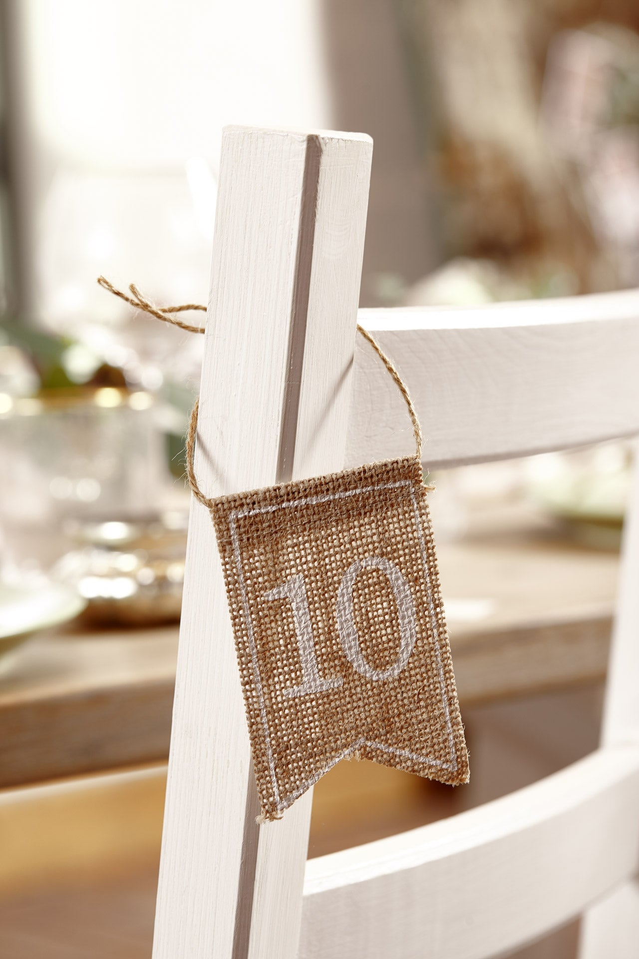 20 Tischnummern aus Jute