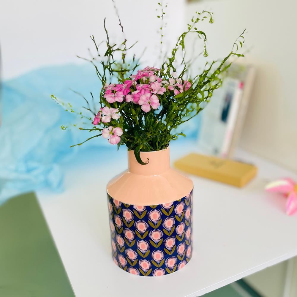 1 Vase Starflower